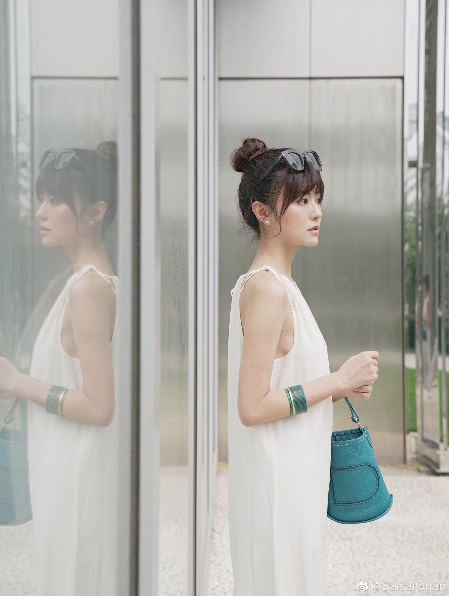 델보 팽 미니 버킷 크로스백